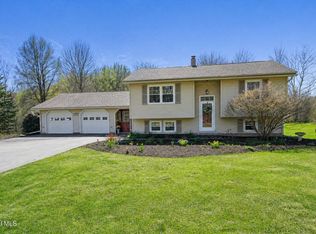 354 Bogden Rd, Broadalbin, NY 12025