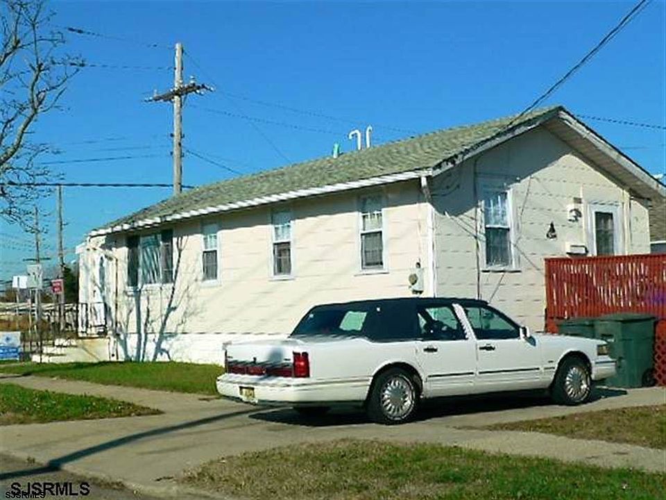 2nd image of 673 N Trenton Ave