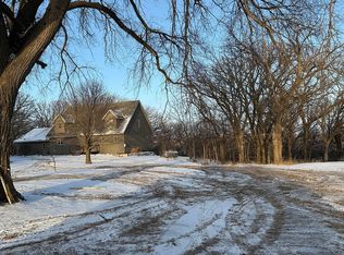 49566 870th St, Lakefield, MN 56150