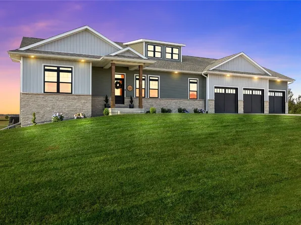 120 Deborah Anne Ln, Ely, IA 52227