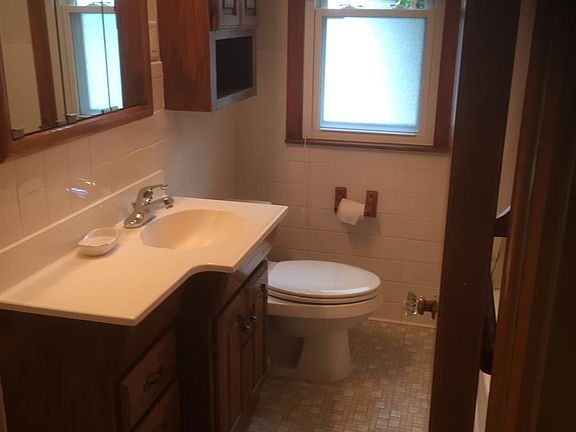 Full bath