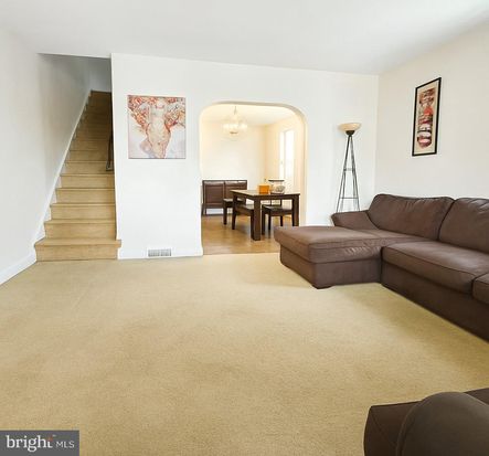 515 Andrews Ave, Darby, PA 19023