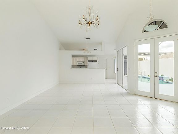 4th image of 1615 Aynsley Way