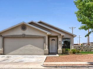 721 Villas Del Valle Rd, Socorro, TX 79927