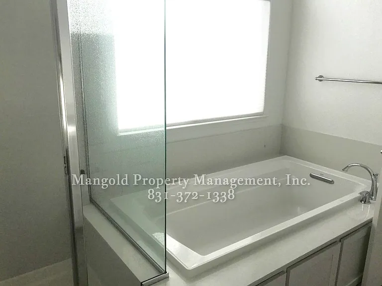 2726 Bungalow Dr — Photo 13