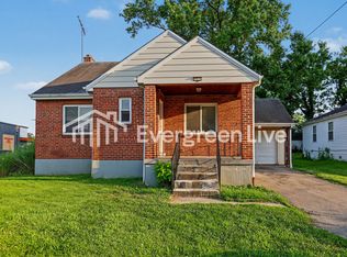 1605 Clover Ln, Cincinnati, OH 45224