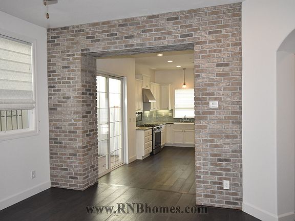 5th image of 1096 Provence Village Dr