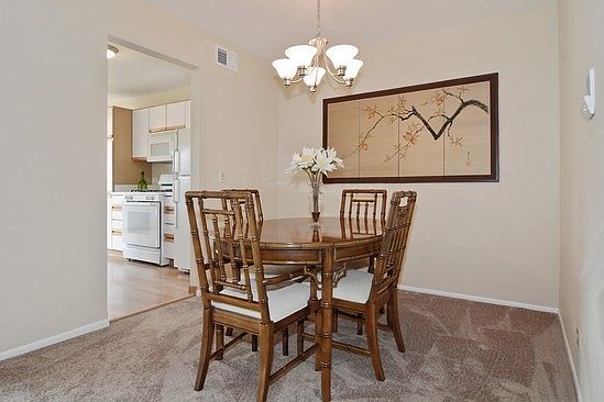 3rd image of 325 Woodbury Ct APT A2
