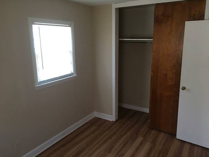 2nd image of 2210 7th St #2