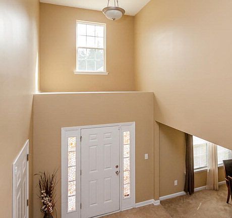 2nd image of 2153 Gardenview Dr