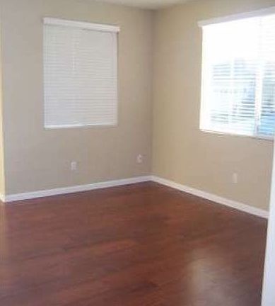 3rd image of 1255 Renison Ln