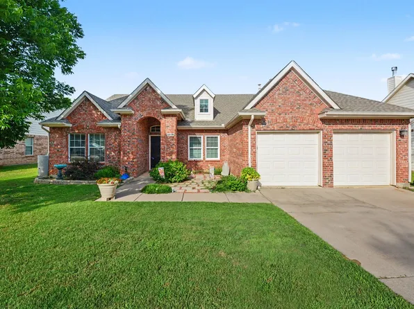 3509 Mustang Dr, Denton, TX 76210