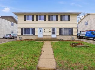 1604 87th Pl, Kenosha, WI 53143