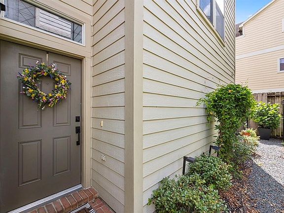 4th image of 1509 Anita Street
