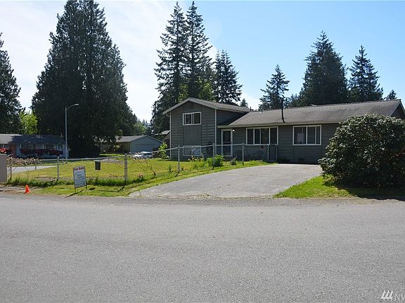 3rd image of 14602 56th Dr NE