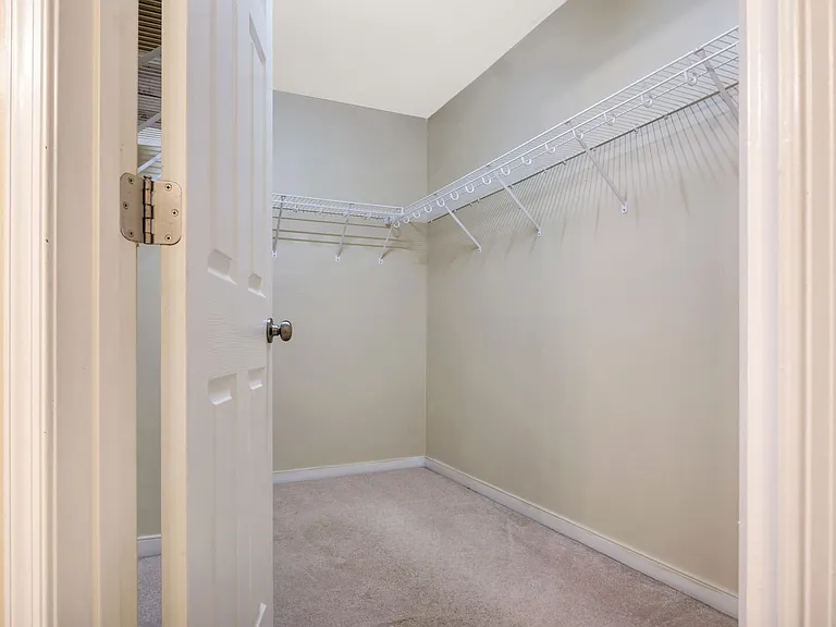 50 Transit Ln — Photo 30