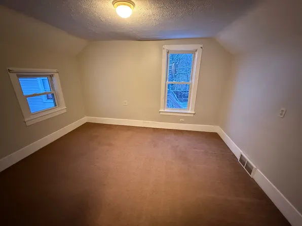 455 Spicer St, Akron, OH 44311