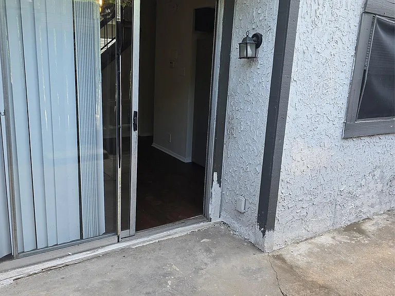 7108 Creekside Dr #B — Photo 21