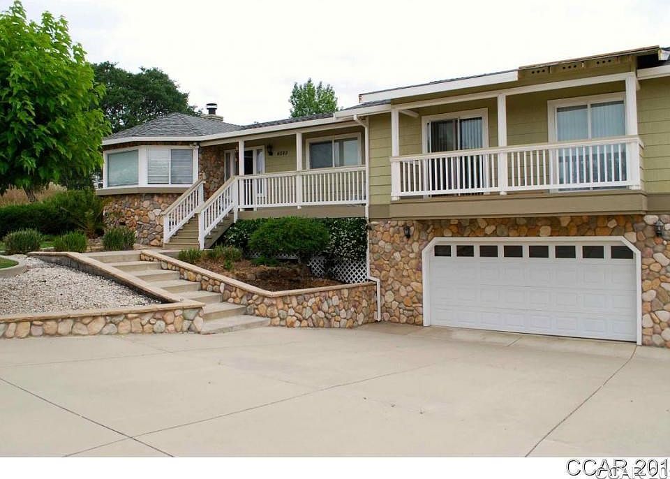 1st image of 4649 Moccasin Ct