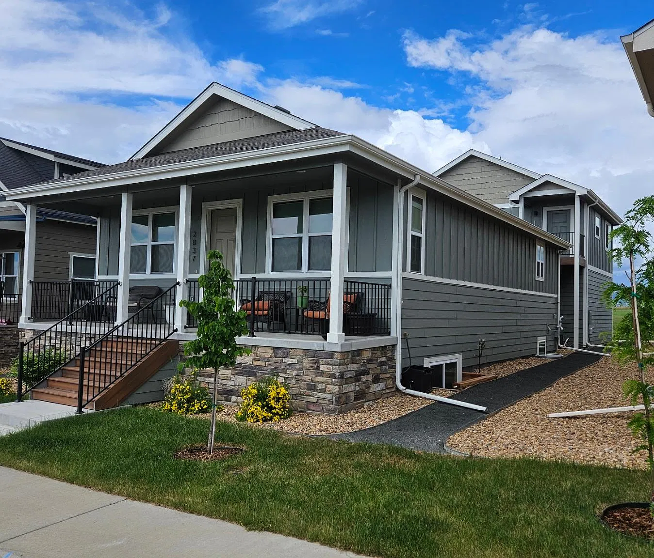 3 bed, 2.5 bath, 2262 sqft, $2,500 — Photo 1