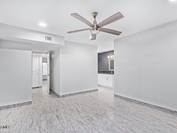 5th image of 4950 N MILLER Road #100