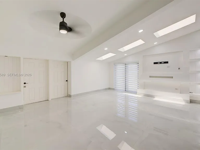 17101 SW 48th St — Photo 13