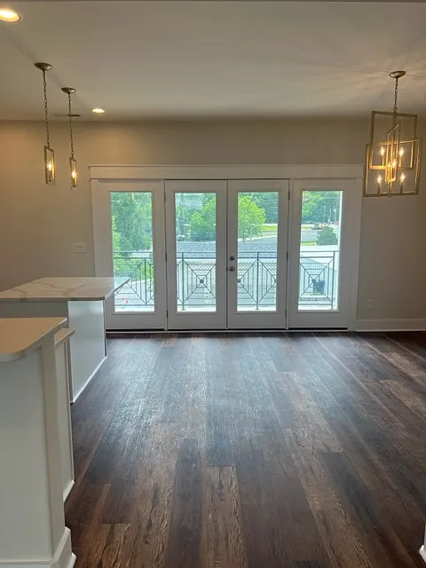 2 bed, 2.5 bath, 1663 sqft, $2,995 — Photo 4