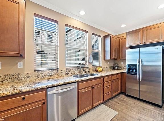 4th image of 16913 Laurel Hill Ln Unit 137