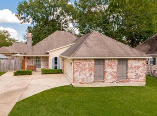 6141 Parterre Dr, Baton Rouge, LA 70817