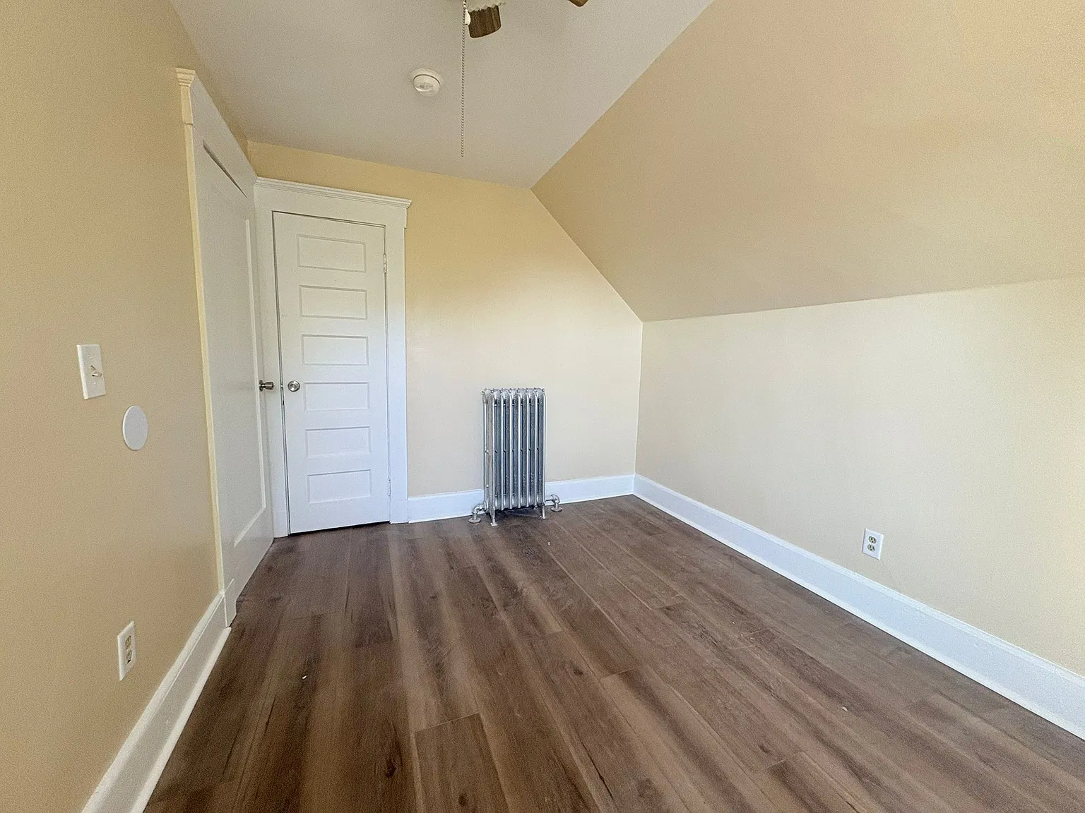 2 bed, $1,625 — Photo 3