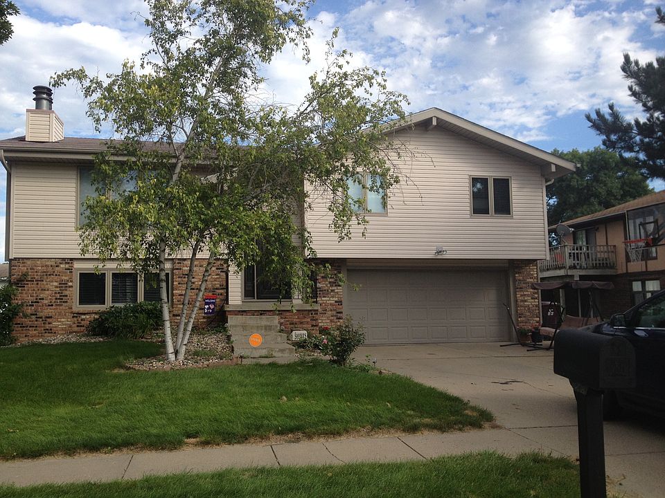 1st image of 156 Oakmont Dr