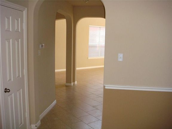 3rd image of 7113 Boysenberry Ln