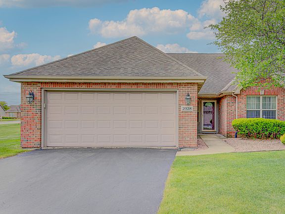 2nd image of 2028 Wildwood Cir