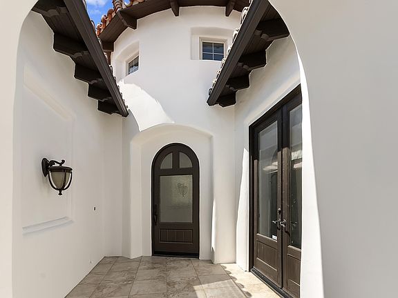 4th image of 7 Cielo Vista Ct