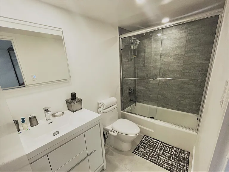 5161 Collins Ave #811 — Photo 13