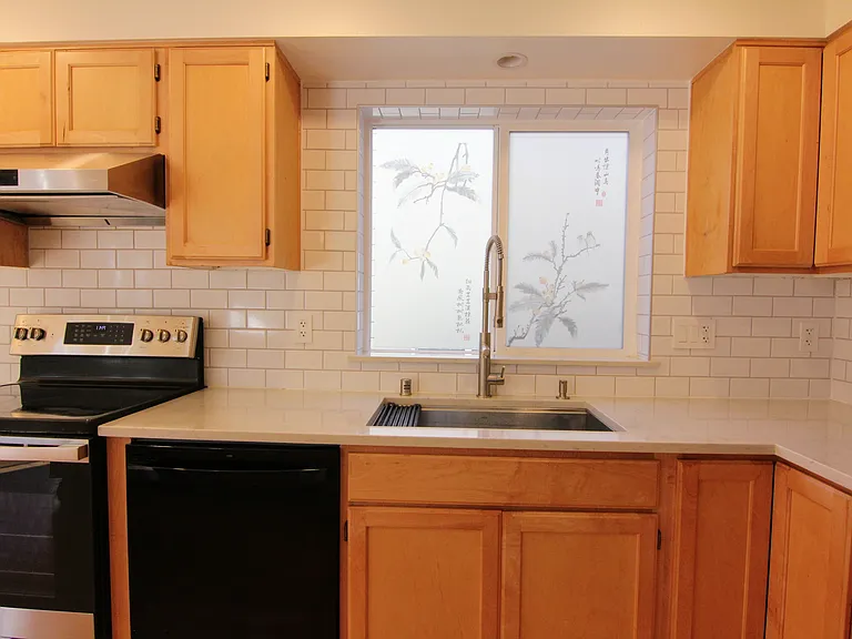 11441 SE 195th Pl — Photo 12