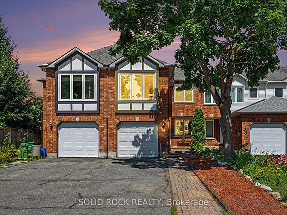 2nd image of 76 Grenadier Way