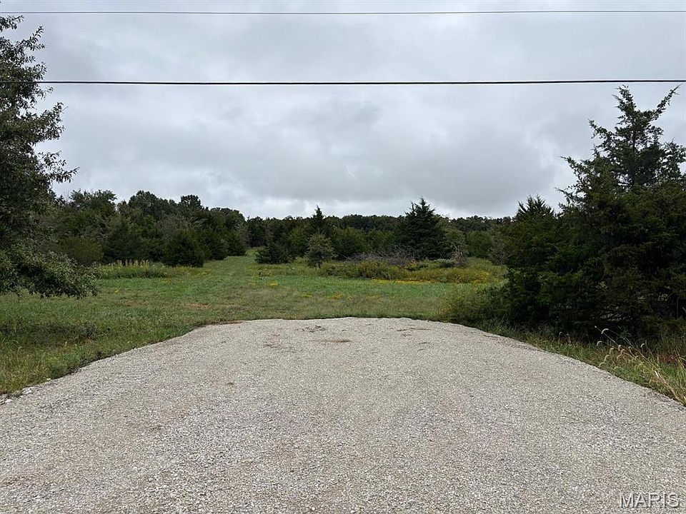 1st image of 20 Ariel Ln