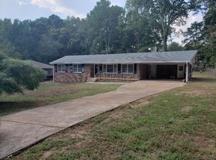 5541 Brady Dr, Stone Mountain, GA 30087