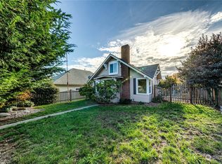 826 W 8th St, Port Angeles, WA