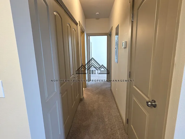 1410 S College Ave — Photo 7