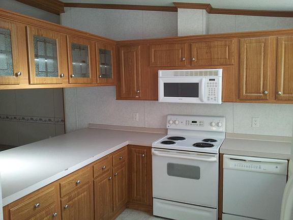 5th image of 495 Morris Ln #129