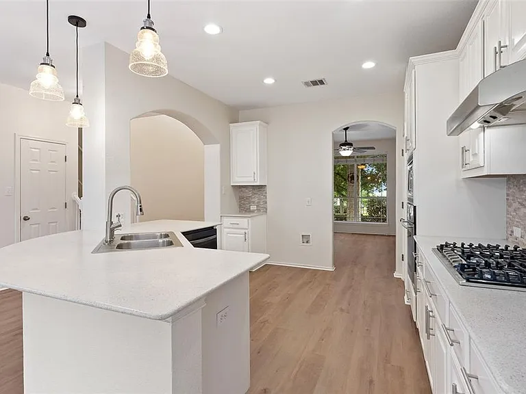 65 White Magnolia Cir — Photo 10