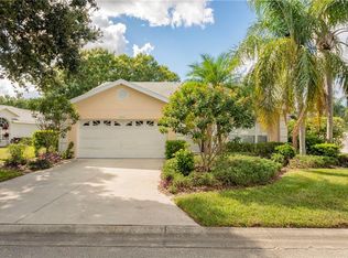 7493 Eleanor Cir, Sarasota, FL 34243