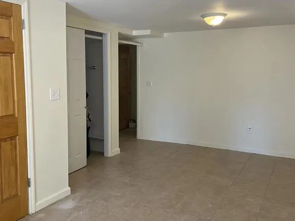 (undisclosed Address), Queens Village, NY 11428