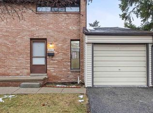 1957 Nicholas Ct, Warren, MI 48092