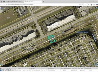 910 SW 4th St, Cape Coral, FL 33991