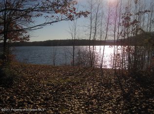 Giles Rd, Waymart, PA 18472