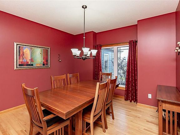 3rd image of 6624 Romford Ct