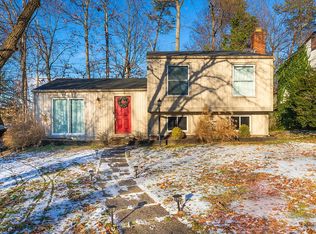 2228 Cocquina Dr, Reston, VA 20191